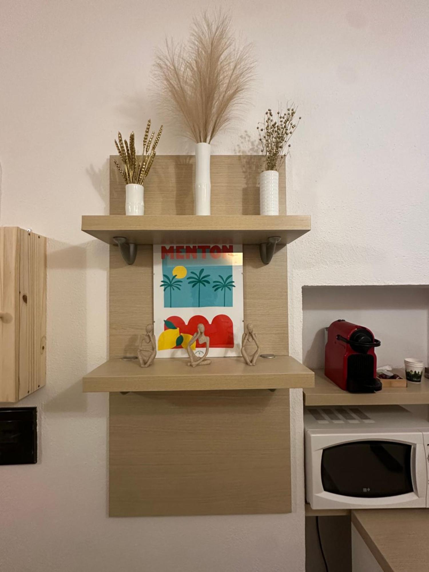Capodanna, A Deux Pas Des Plages Au Coeur De La Vieille Ville 芒通 外观 照片